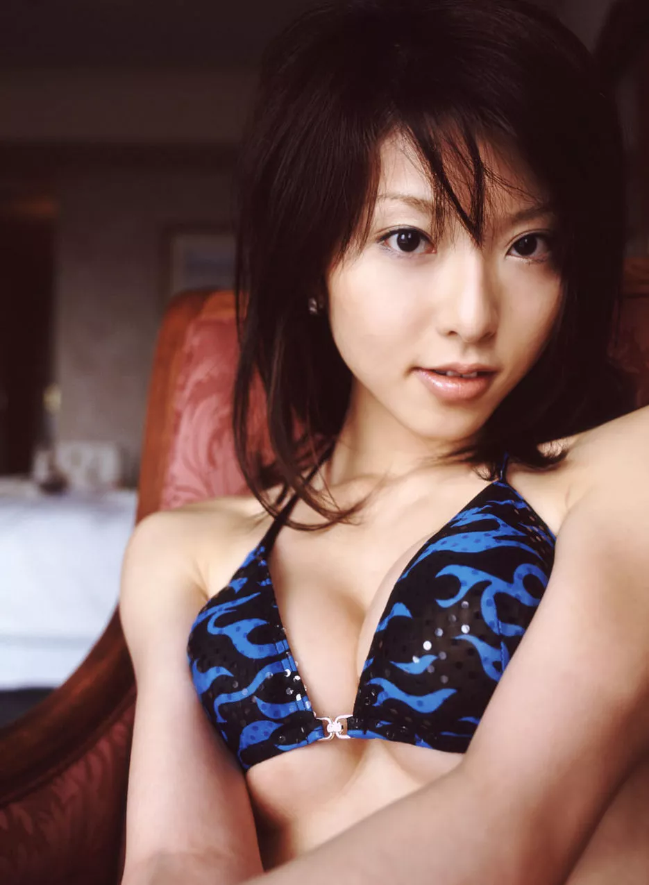 Xgyw.Org_风骚入骨的漂亮日本妹子写真16P