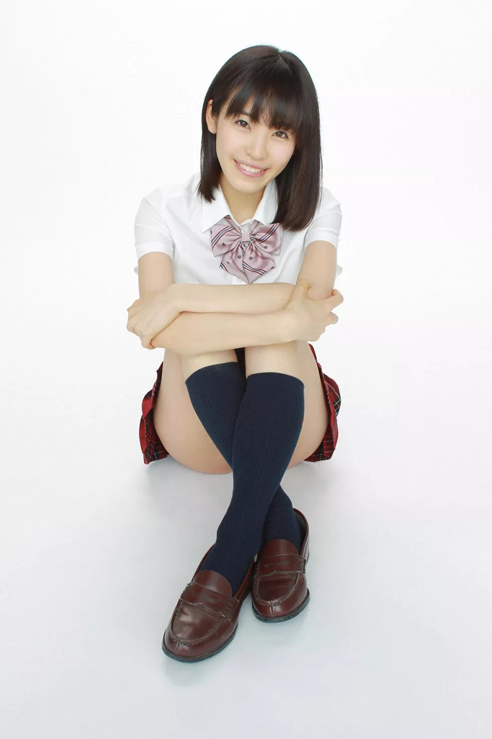 Xgyw.Org_[YS Web]Vol.567_日本写真美女清水美里纯美学生装写真47P