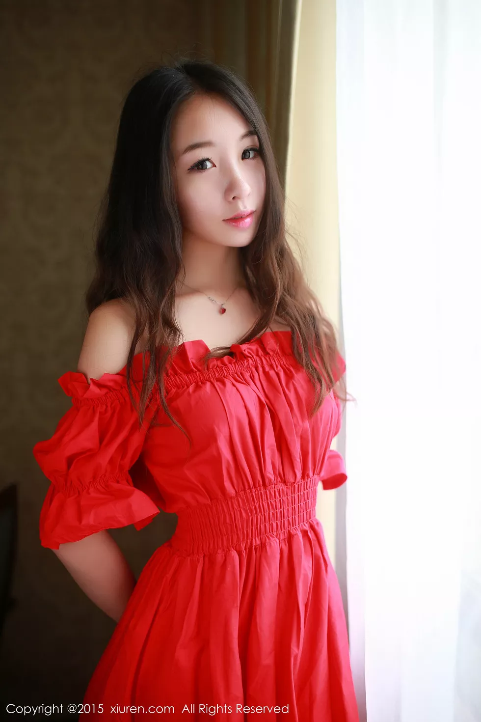 Xgyw.Org_XiuRen第347期_学生妹子梓萱Crystal苗条身材翘臀黑丝性感写真60P