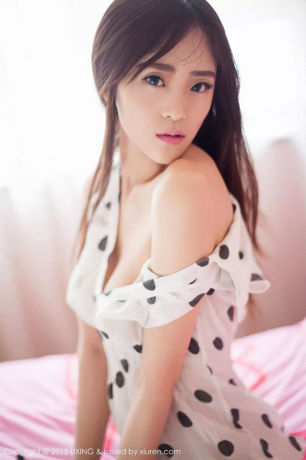 Xgyw.Org_[UXING优星馆]Vol.004_新人嫩模颜允允居家私房性感内衣豪乳诱惑写真80P