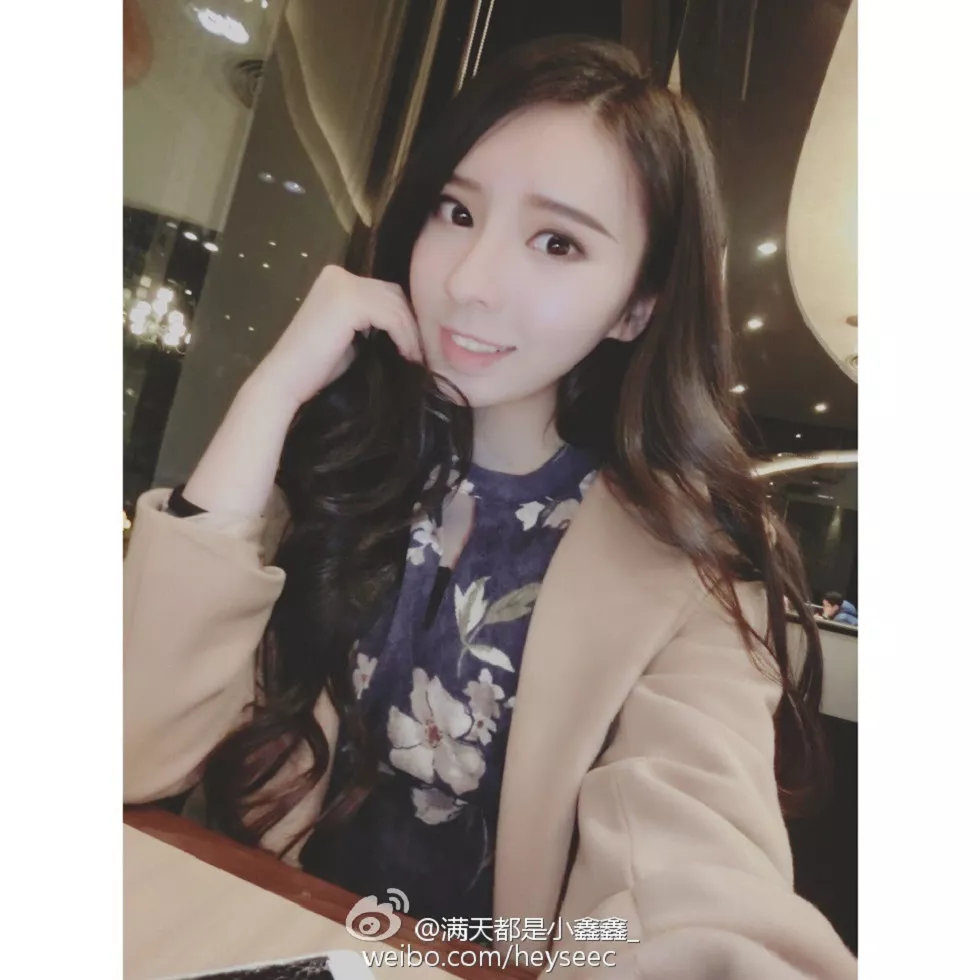 Xgyw.Org_微博红人满天都是小鑫鑫海量微博性感清爽写真209P