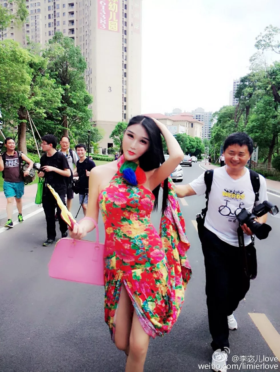 Xgyw.Org_国产嫩模湿吻女神李宓儿高颜值大尺度美胸豪乳海量性感写真111P
