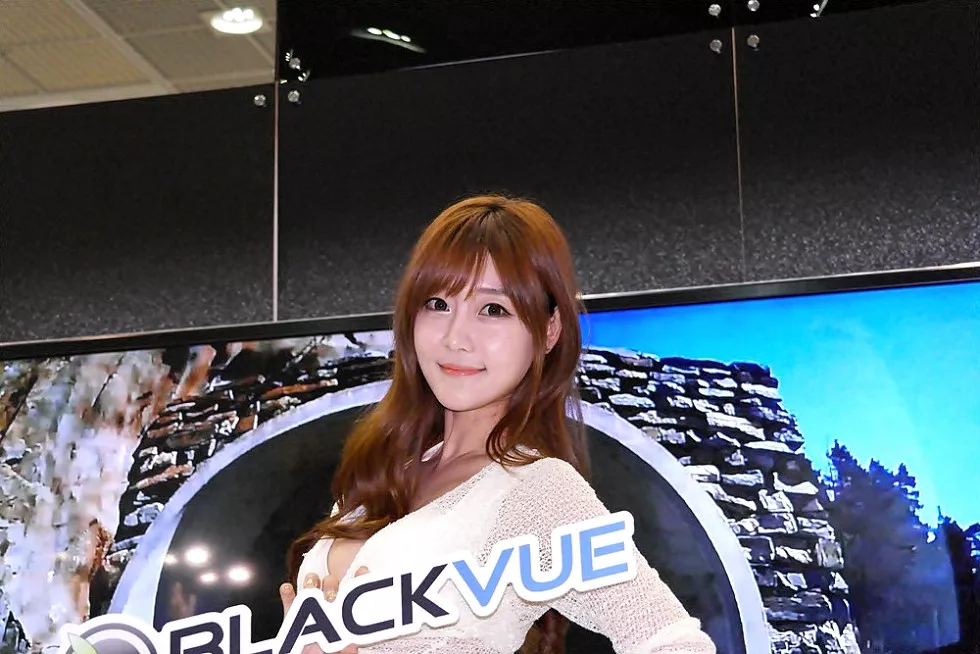 Xgyw.Org_韩国赛车女郎崔瑟琪完美身材童颜巨乳海量诱惑写真339P