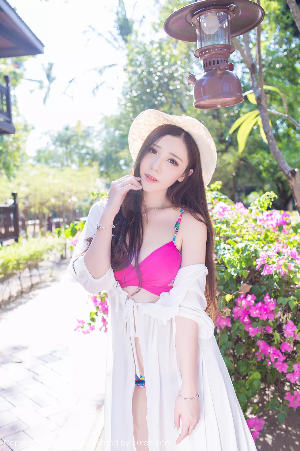 Xgyw.Org_[IMISS爱蜜社]Vol.091_淼淼萌萌哒兰卡威旅拍红色内衣秀美胸花仙子迷人写真52P
