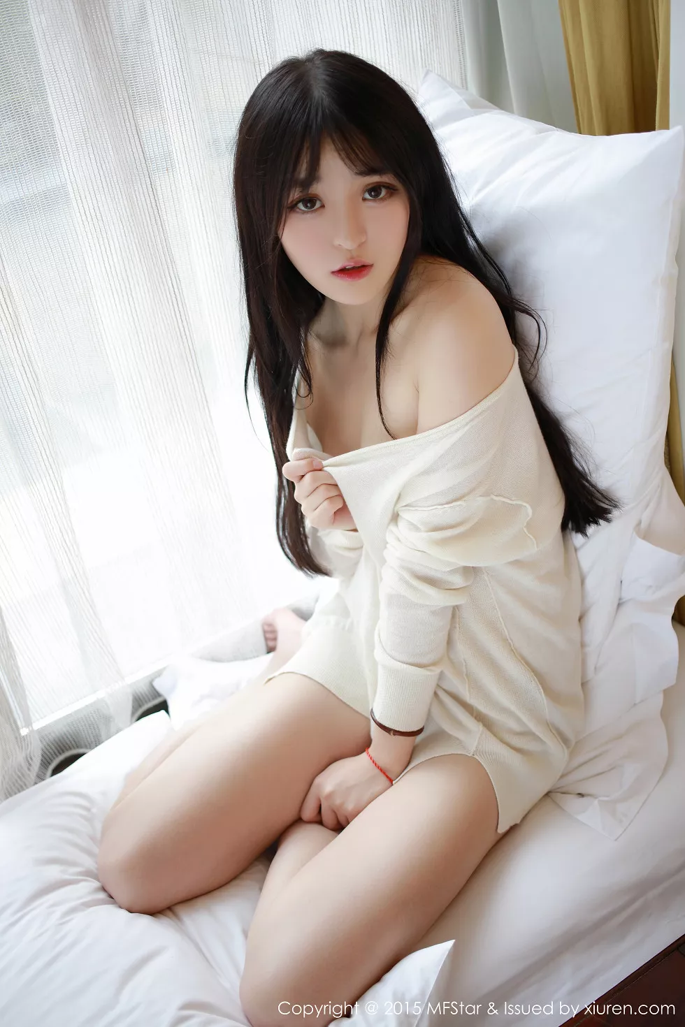 Xgyw.Org_[MFStar模范学院]Vol.029_嫩模伊小七MoMo白嫩肌肤诱人酮体大胆诱惑写真51P