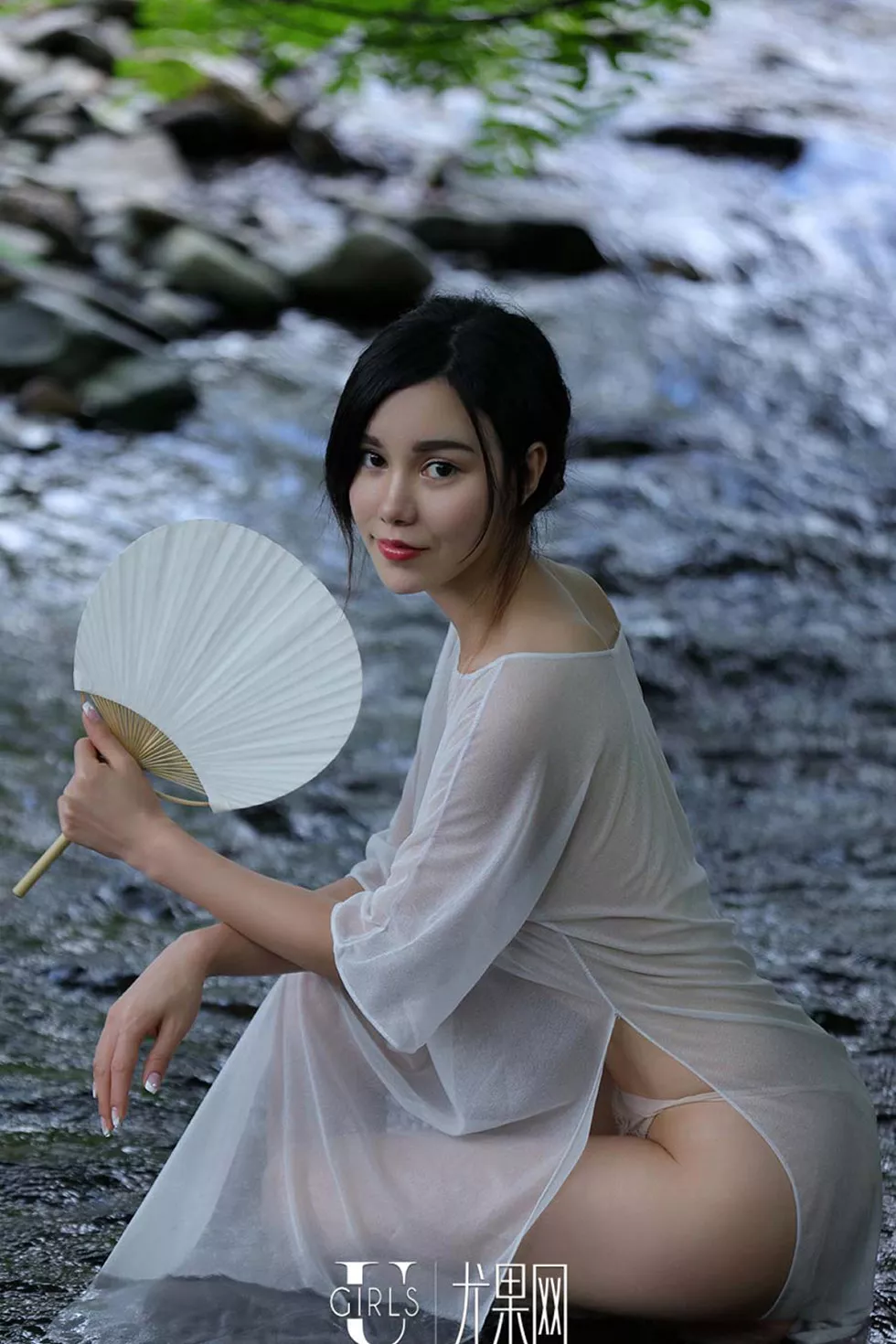 Xgyw.Org_[Ugirls尤果网]T020_尤果网中秋特辑合家欢于思琪＆颜爱泽＆沈佳熹性感写真52P