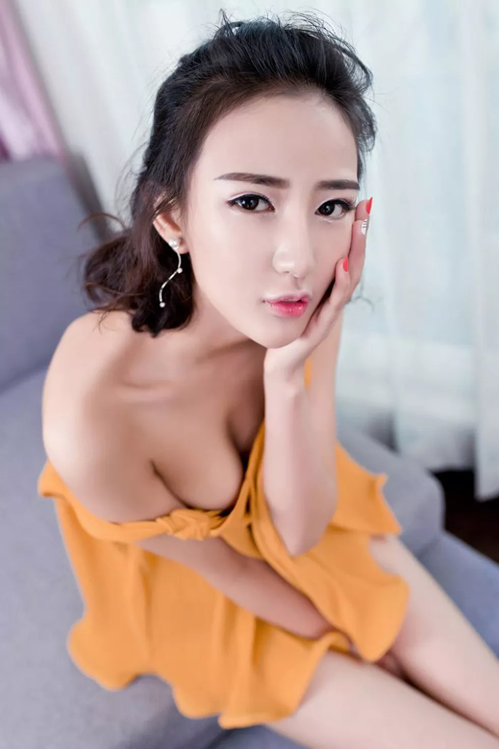 Xgyw.Org_XiuRen第590期_娇媚女人梅哥白色高叉连体内衣浴缸里奶油摸身湿身诱惑写真51P