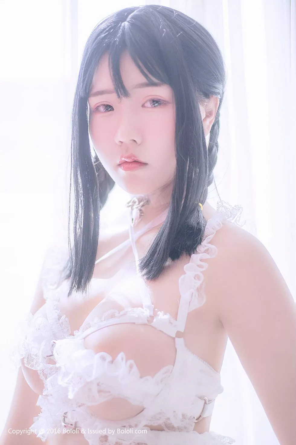 Xgyw.Org_[BoLoli波萝社新刊]Vol.035_嫩模沈汐私房白色蕾丝内衣套装大尺度露豪乳诱惑写真46P
