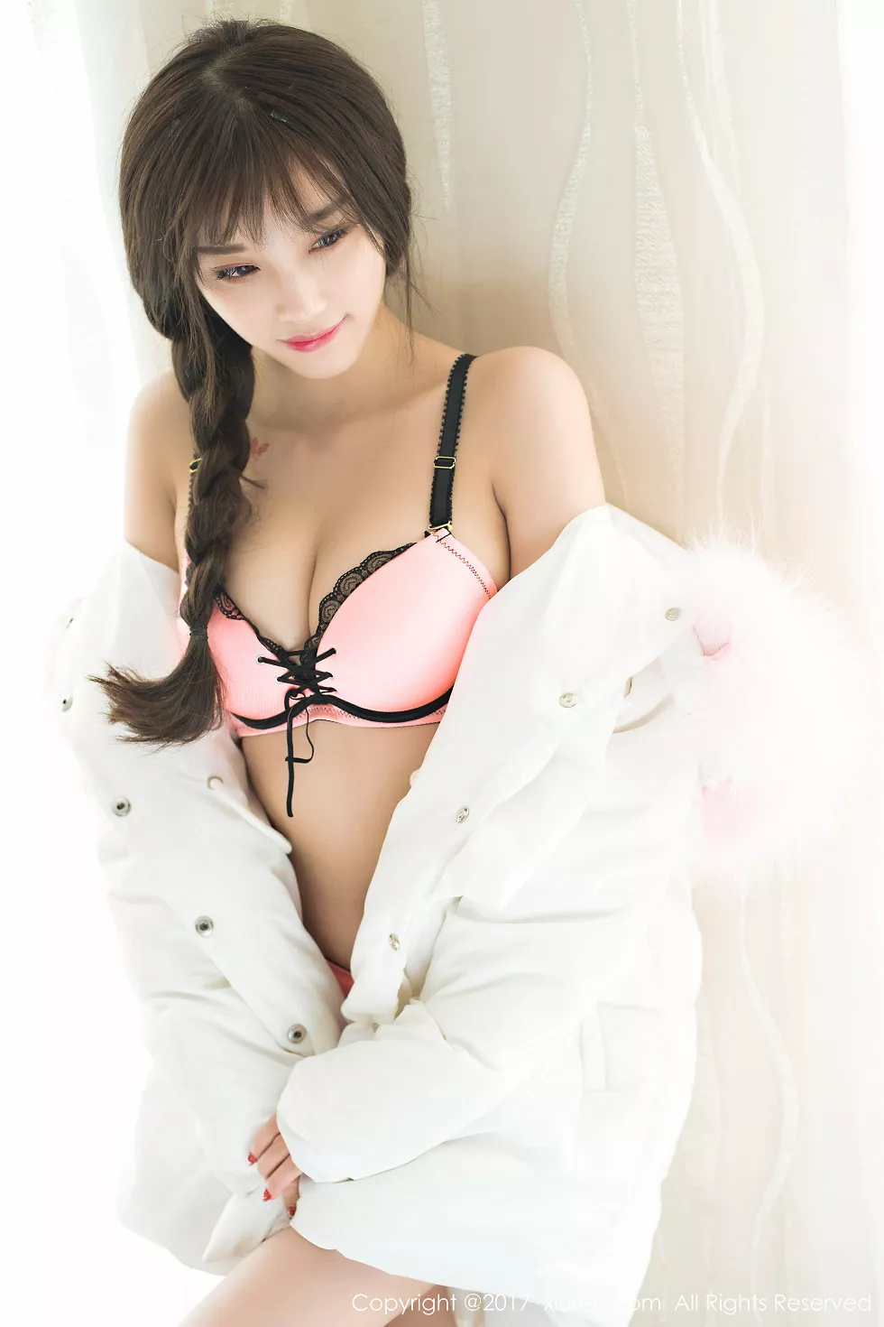 Xgyw.Org_XiuRen第724期_性感大美妞杨晨晨sugar蓝色分体比基尼+粉红内衣秀完美身材写真55P