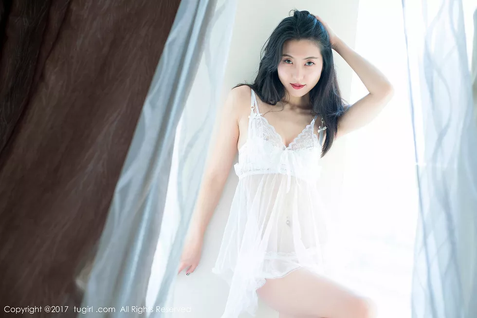 Xgyw.Org_XiuRen第714期_嫩模大熙破烂连体黑丝+纯白蕾丝情趣内衣人妻私房诱惑写真57P