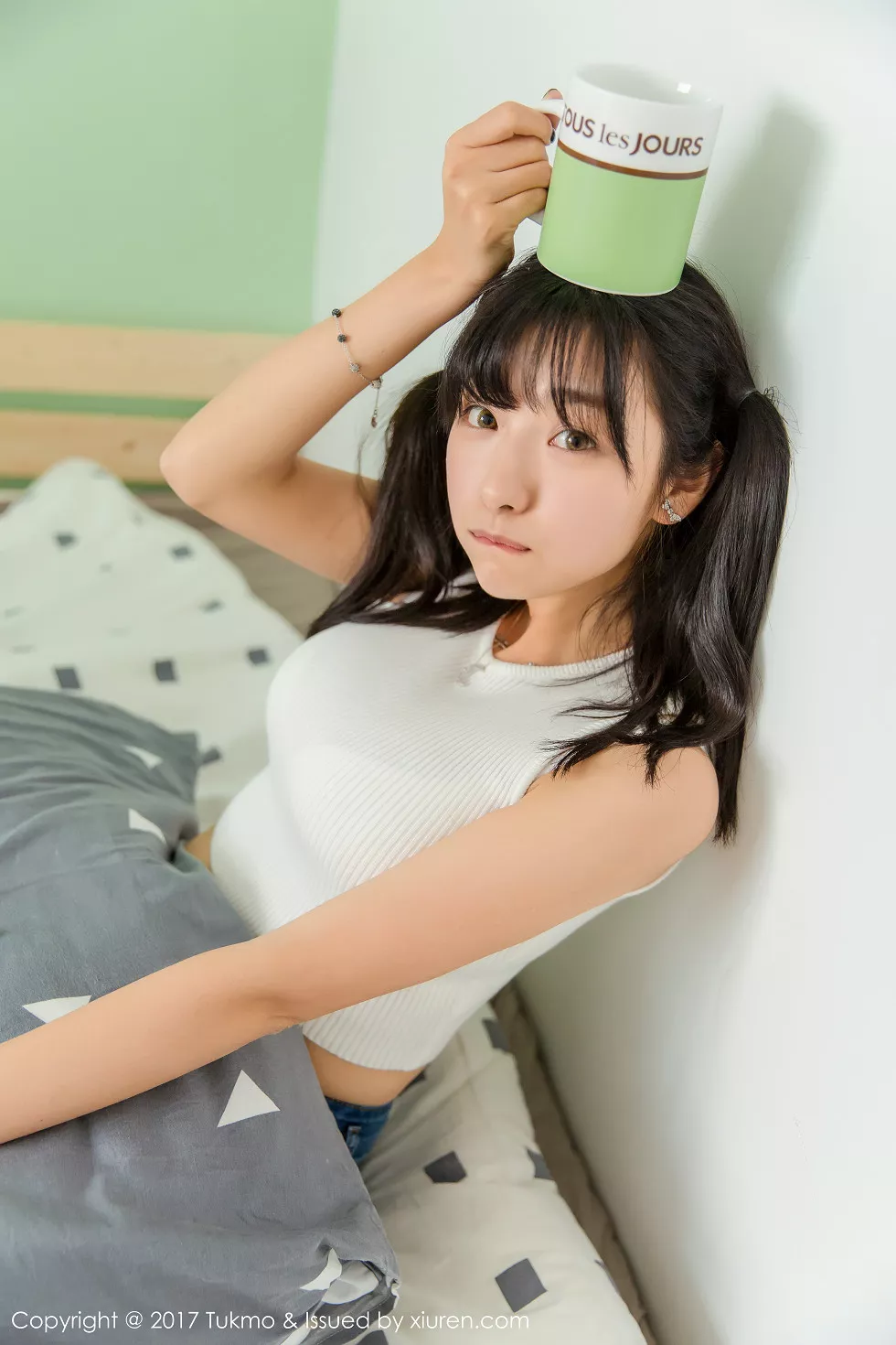 Xgyw.Org_[Tukmo兔几盟]Vol.095_巨乳萝莉球球居家牛仔裤系列娇羞可人清爽迷人写真41P