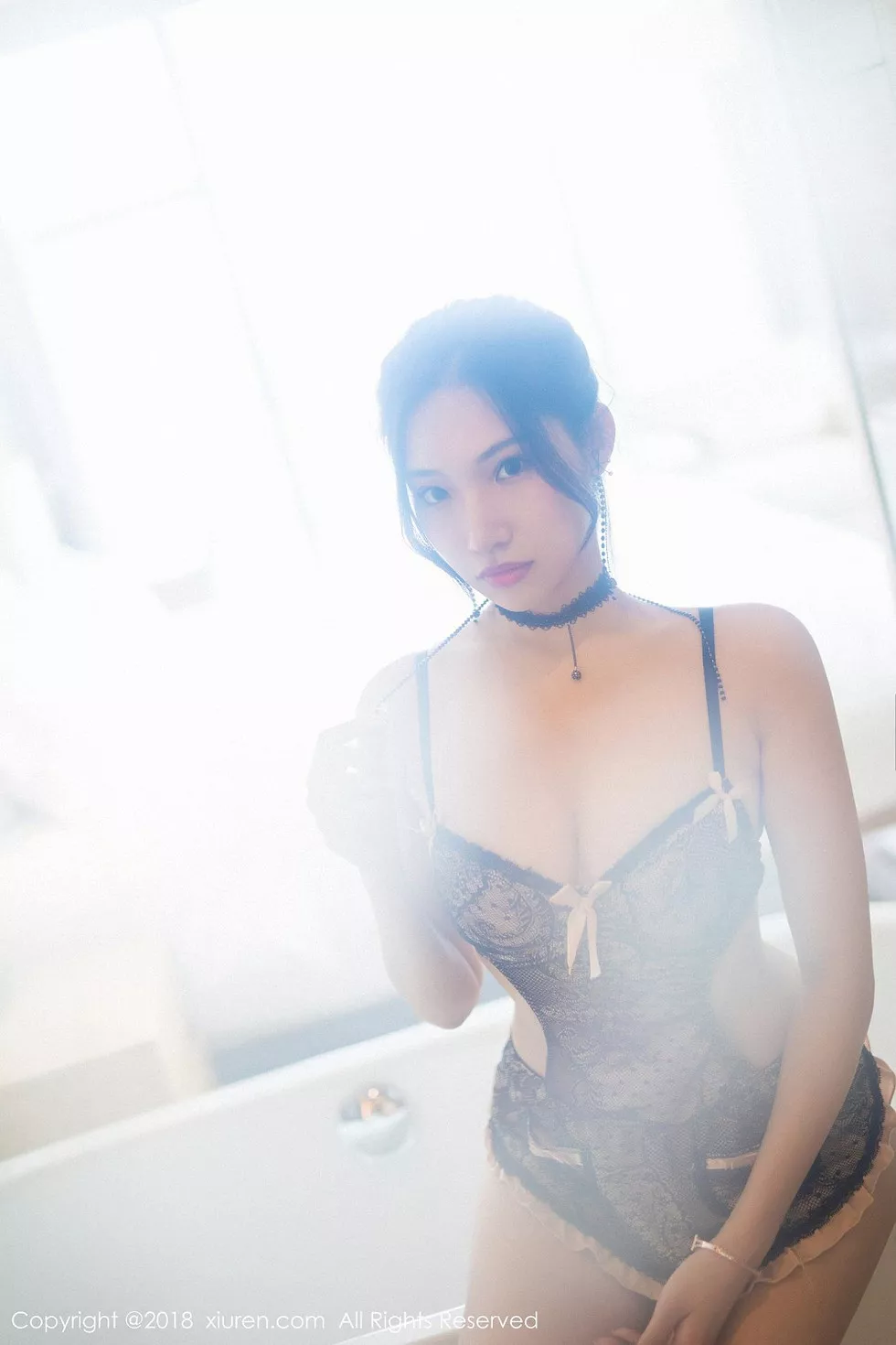 Xgyw.Org_XiuRen第893期_嫩模小狐狸Sica性感黑色女仆装+浴室透视内衣诱惑写真45P