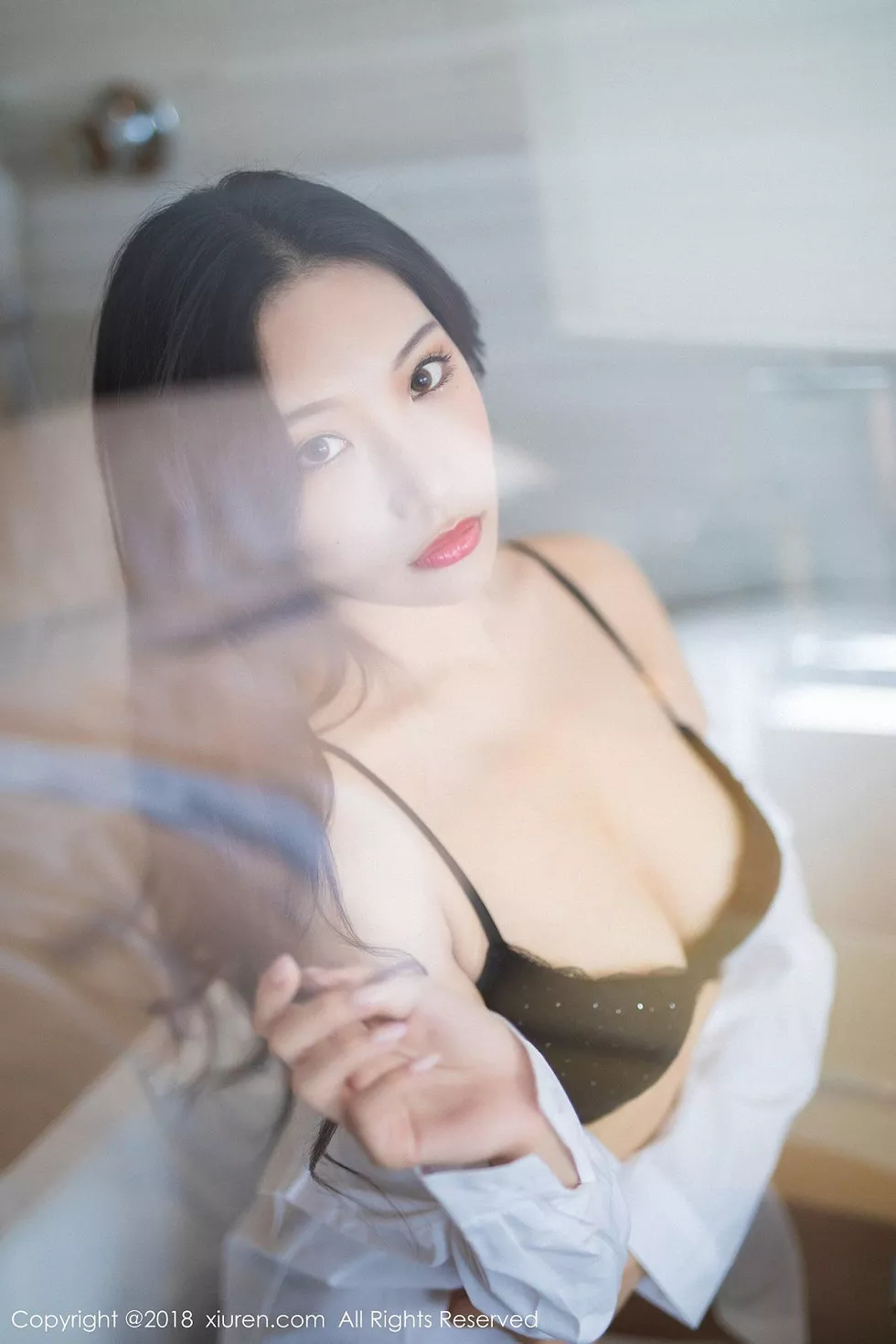 Xgyw.Org_XiuRen第893期_嫩模小狐狸Sica性感黑色女仆装+浴室透视内衣诱惑写真45P
