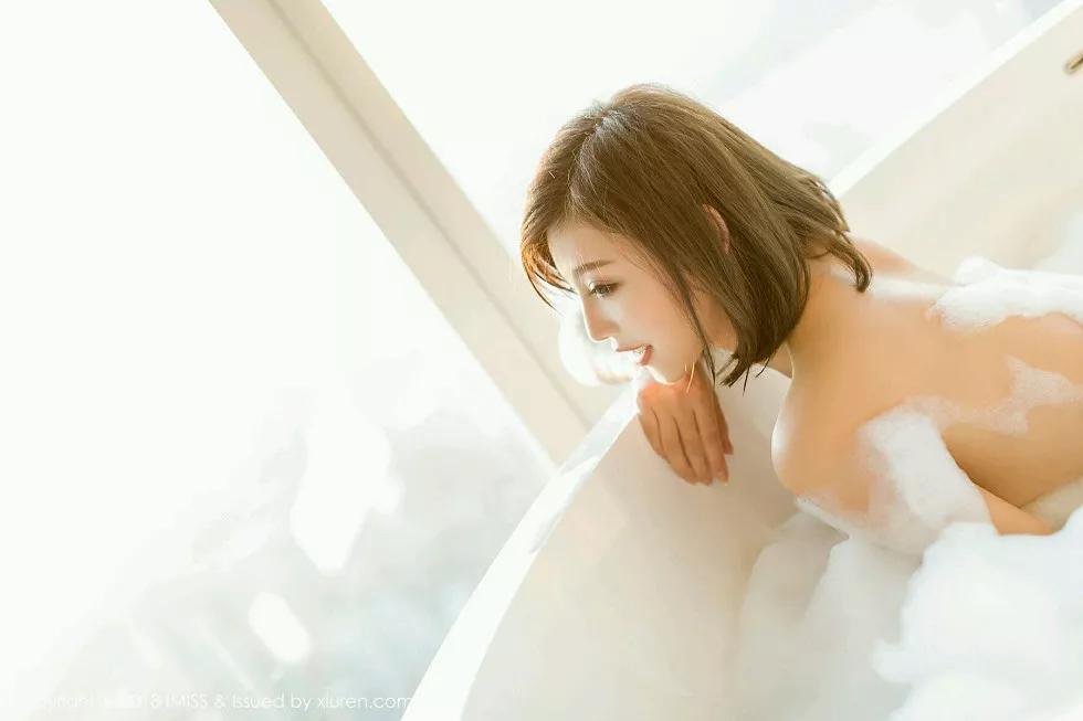 Xgyw.Org_[IMISS爱蜜社]Vol.260_甜美女神杨晨晨sugar居家私房内衣系列秀完美身材诱惑写真35P