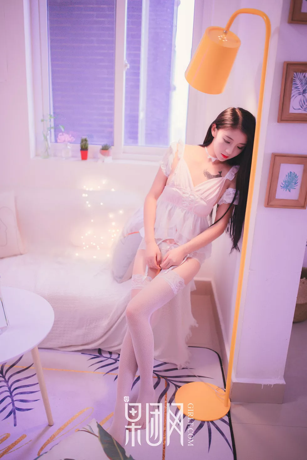 Xgyw.Org_[GIRLT果团网]熊川纪信No.027_清纯女神私房灯光缠绕白色蕾丝内裤撩人诱惑写真44P