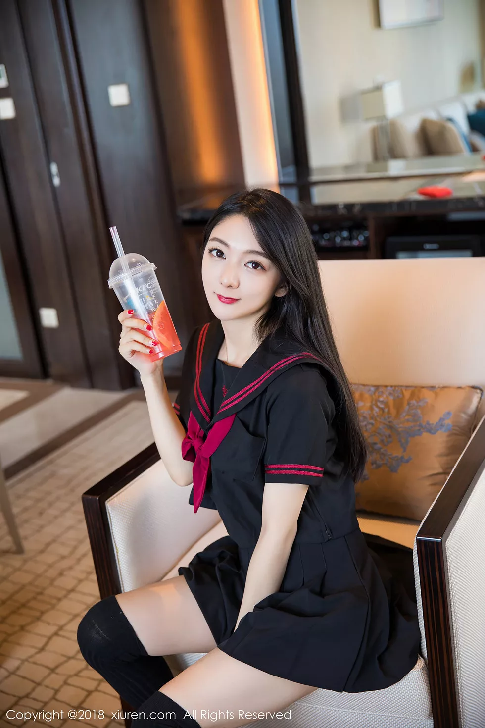 Xgyw.Org_XiuRen第1156期_女神Angela小热巴英伦式校服半脱露性感内衣秀完美身材写真47P