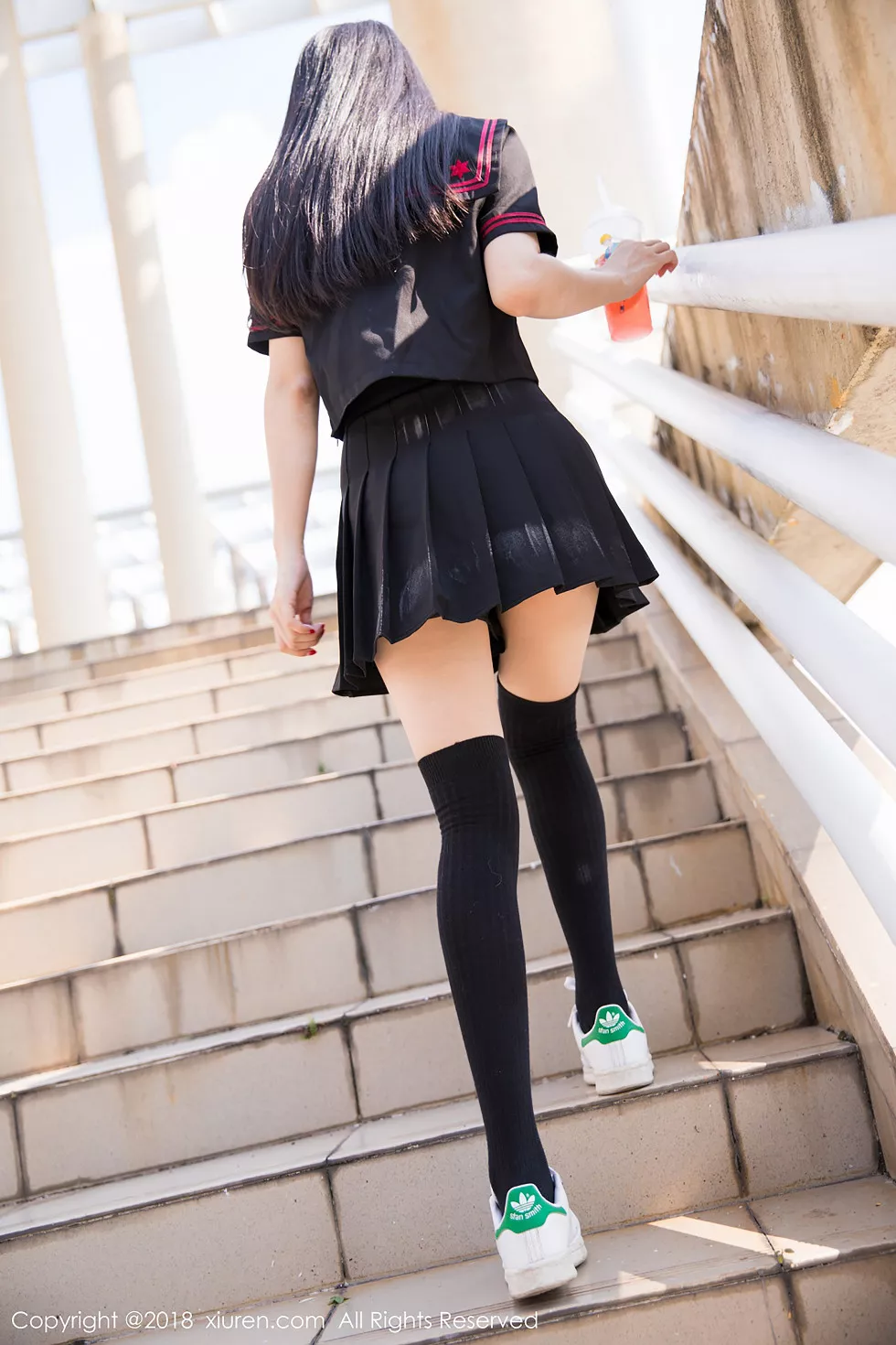 Xgyw.Org_XiuRen第1156期_女神Angela小热巴英伦式校服半脱露性感内衣秀完美身材写真47P
