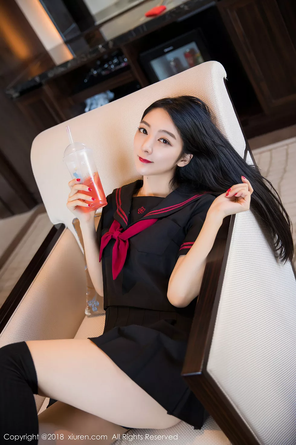 Xgyw.Org_XiuRen第1156期_女神Angela小热巴英伦式校服半脱露性感内衣秀完美身材写真47P