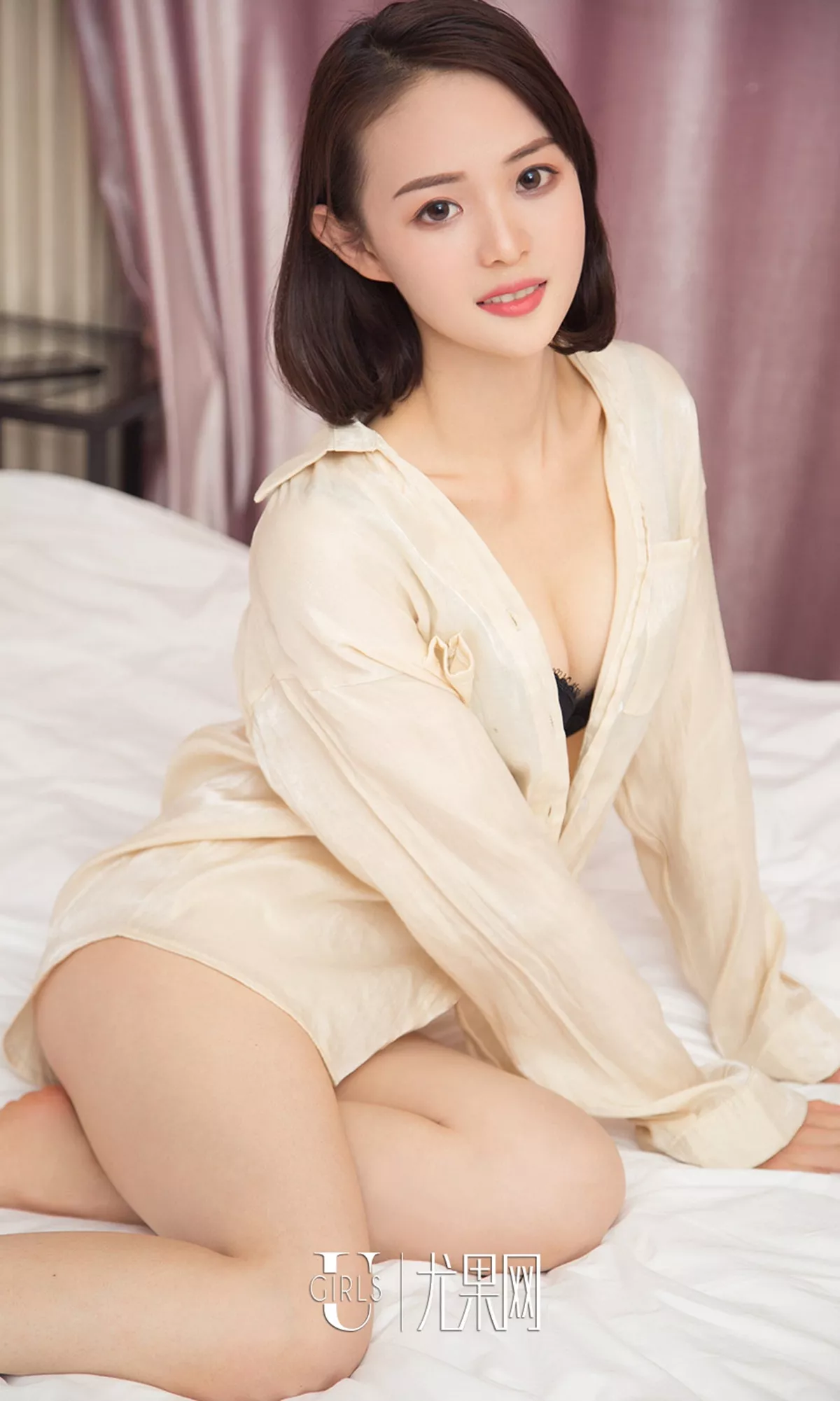 Xgyw.Org_[Ugirls爱尤物]No.1325_嫩模筱筱甜私房淡黄色衬衫配黑色内衣秀完美身材性感写真35P