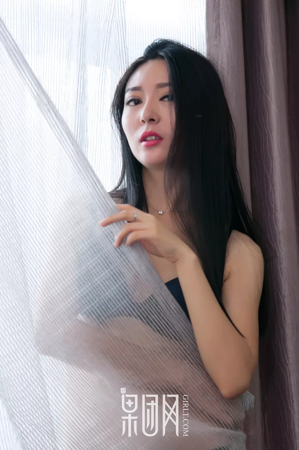 Xgyw.Org_[GIRLT果团网]TG036_温柔小娇妻私房性感黑色内衣+红色蕾丝内衣惹火诱惑写真66P