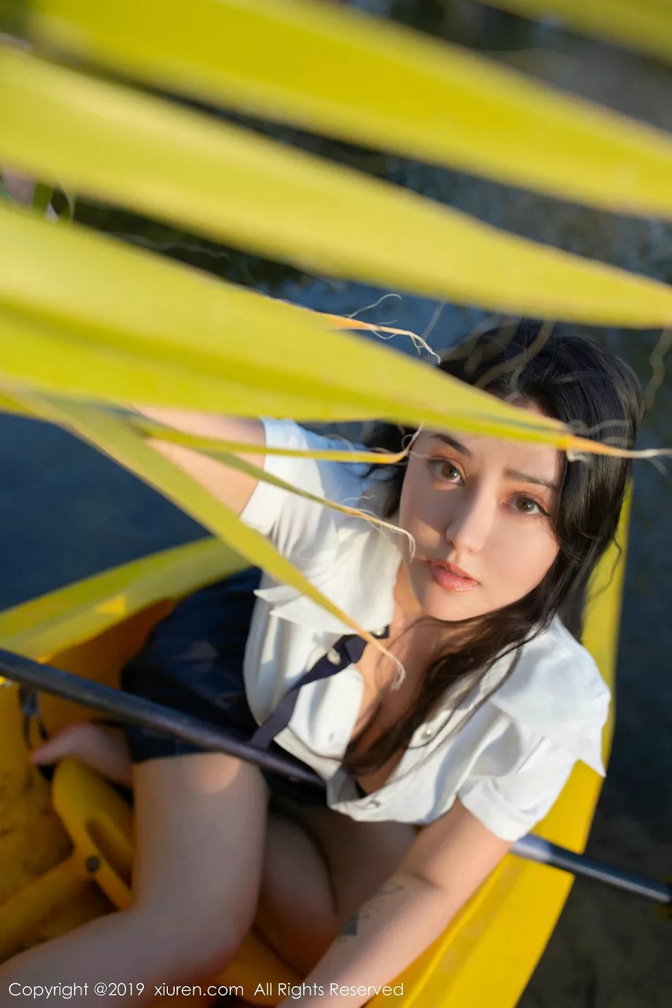 Xgyw.Org_XiuRen第1719期_女神Manuela玛鲁娜美国旅拍室外皮划艇全裸上身露豪乳极致诱惑写真52P