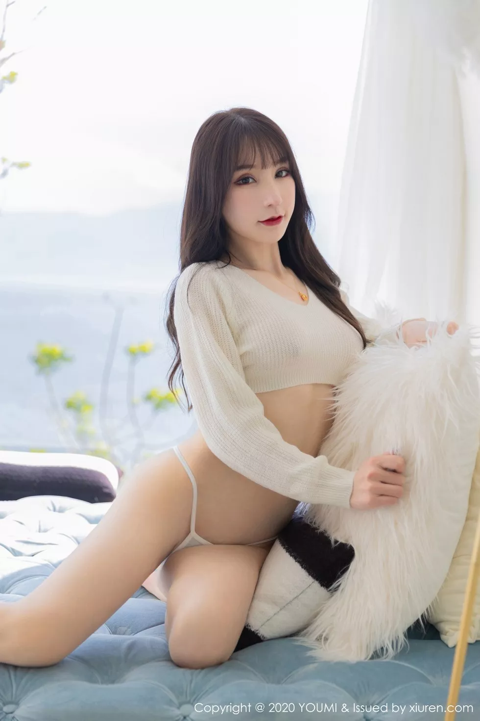 Xgyw.Org_[YouMi尤蜜荟]Vol.469_女神周于希Sandy大理旅拍户外缕空毛衣全脱火辣诱惑写真72P