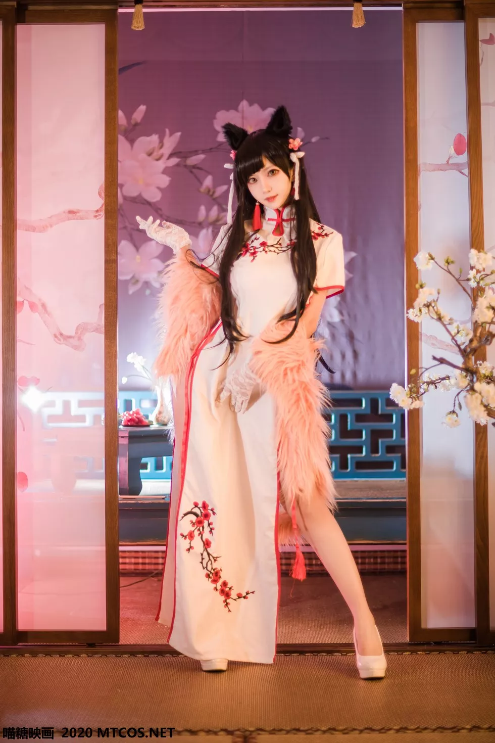 Xgyw.Org_[喵糖映画]HML.010_黑色猫女郎私房高开爱宕旗袍秀完美身材白嫩美腿迷人写真30P