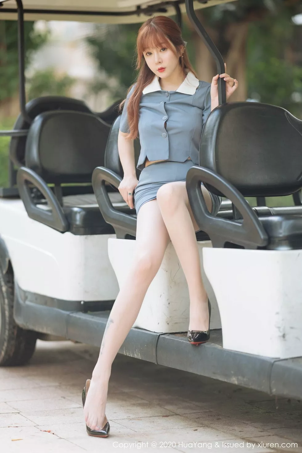 Xgyw.Org_[HuaYang花漾]Vol.257_女神王雨纯三亚旅拍户外职业装配无内肉丝裤袜诱惑写真87P