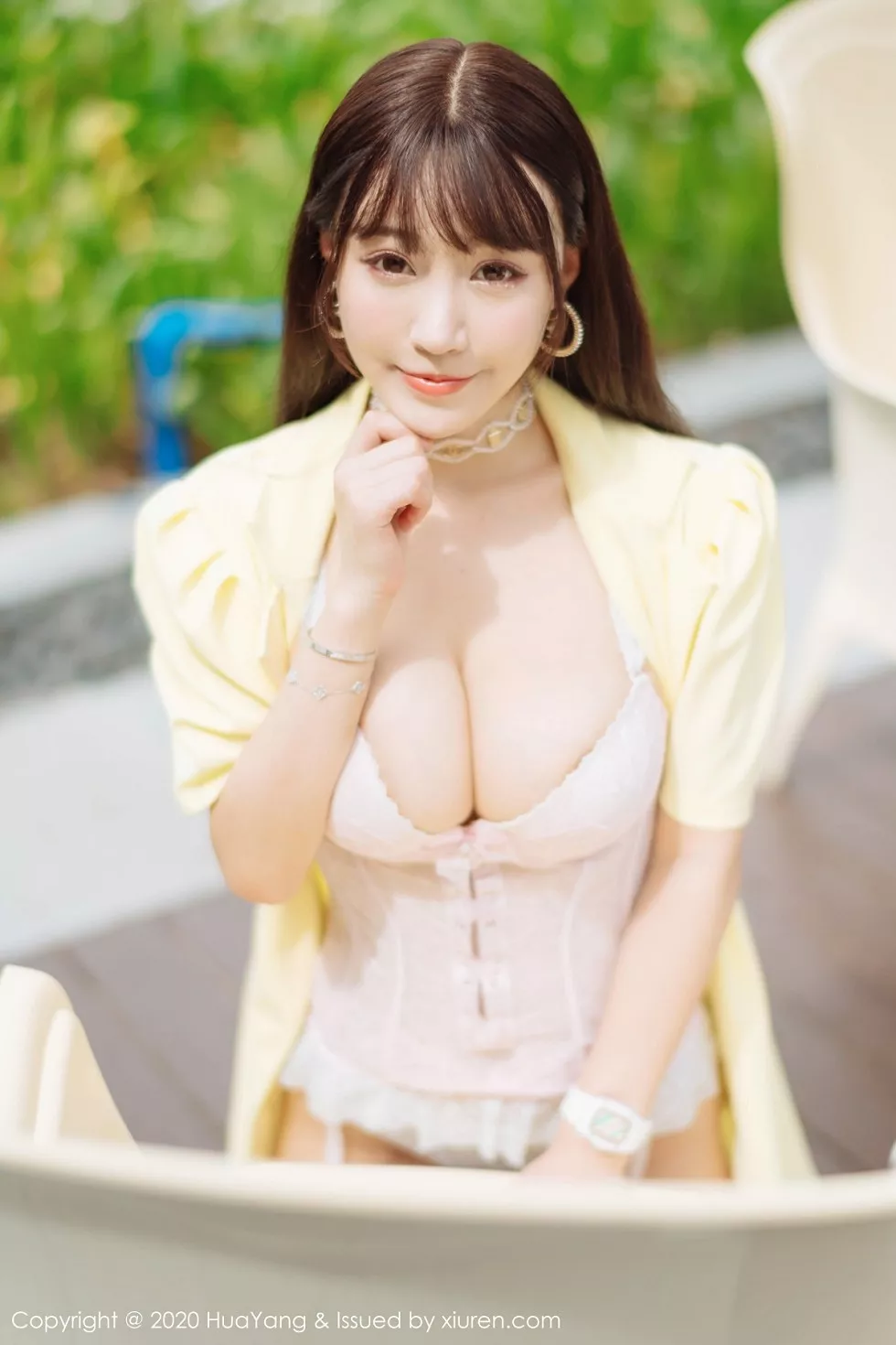 Xgyw.Org_[HuaYang花漾]Vol.261_女神朱可儿Flower三亚旅拍情趣内衣配蕾丝吊袜惹火诱惑写真53P
