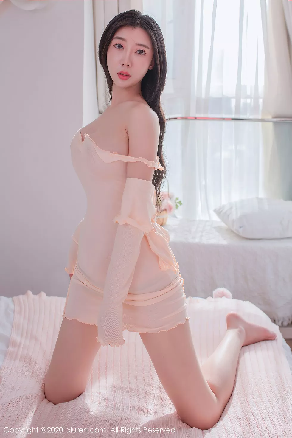 Xgyw.Org_XiuRen第2520期_嫩模陈梦babe私房性感粉色服饰半脱秀魔鬼身材豪乳翘臀诱惑写真55P