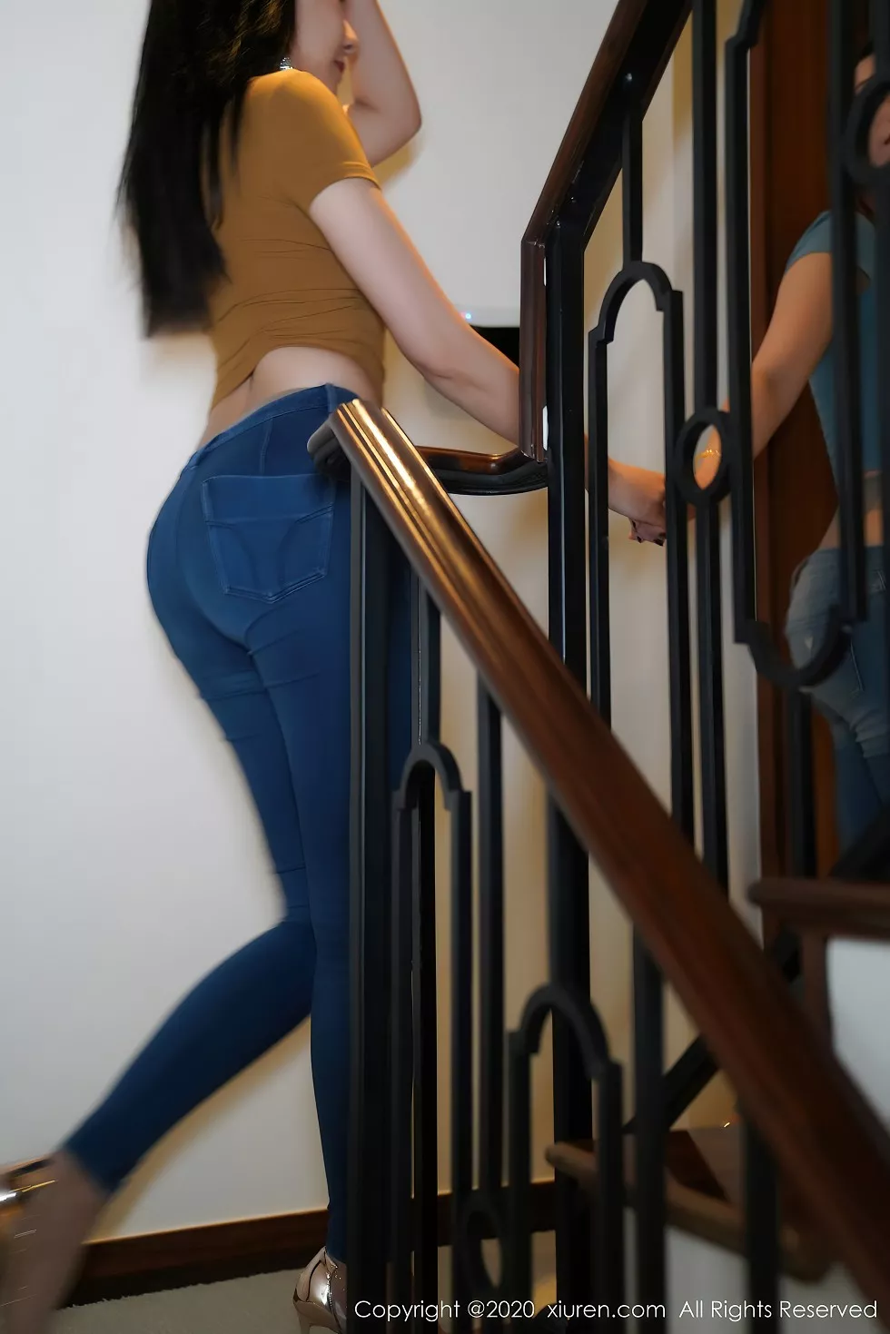 Xgyw.Org_XiuRen第2622期_女神Egg-尤妮丝＆果儿Victoria剧情手法主题床上撩人诱惑写真72P