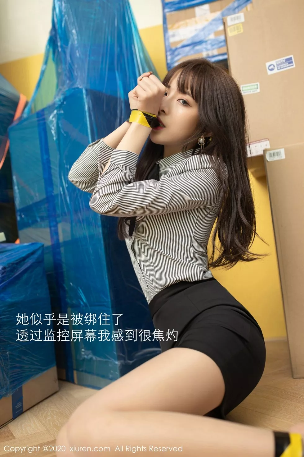 Xgyw.Org_XiuRen第2900期_嫩模陈小喵仓库监控剧情主题白色蕾丝内衣配肉丝裤袜诱惑写真75P