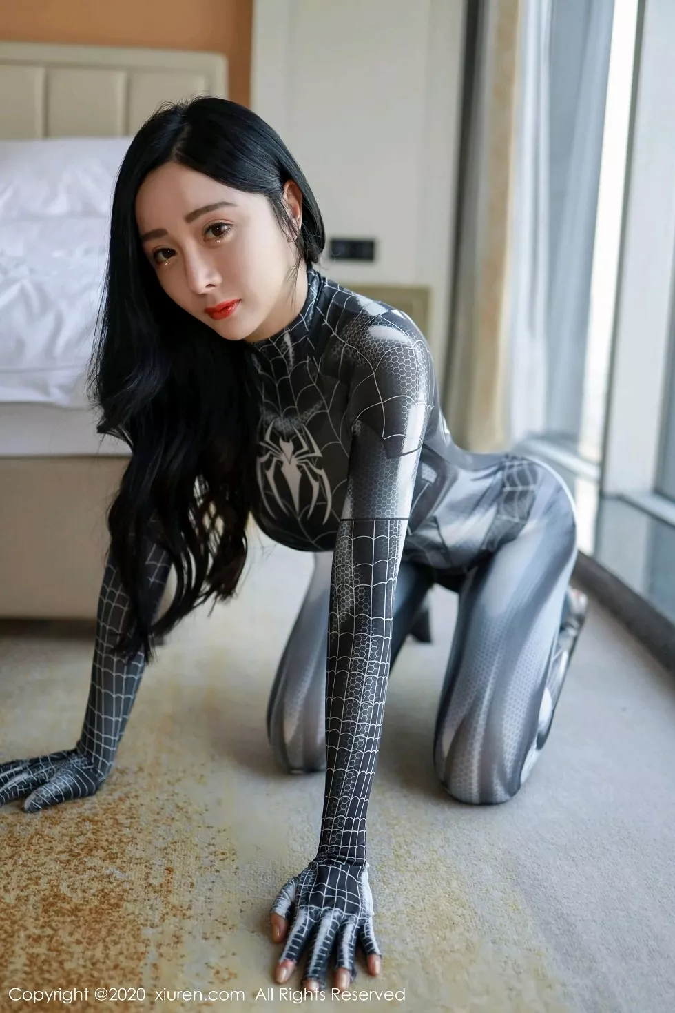 Xgyw.Org_XiuRen第2951期_嫩模允爾蜘蛛侠服饰主题私房半脱露豪乳开档紧身服撩人诱惑写真51P