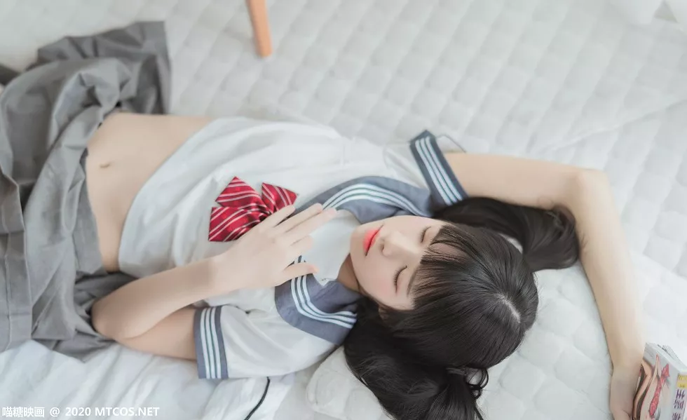 Xgyw.Org_[喵糖映画]Vol.310_马尾辫美少女私房性感水手服饰半撩短裙秀白嫩美腿诱惑写真25P