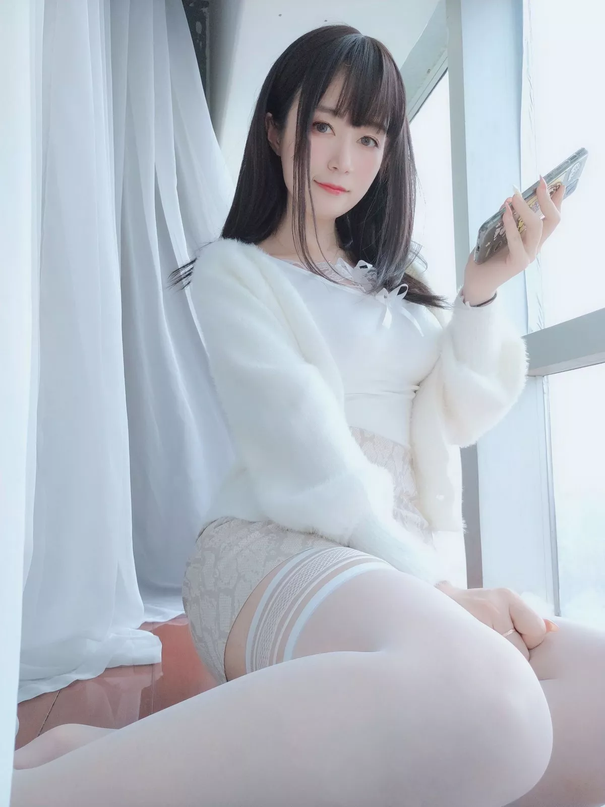 Xgyw.Org_Coser小姐姐白银81白蕾丝主题私房性感内衣配白丝袜秀完美身材诱惑写真106P