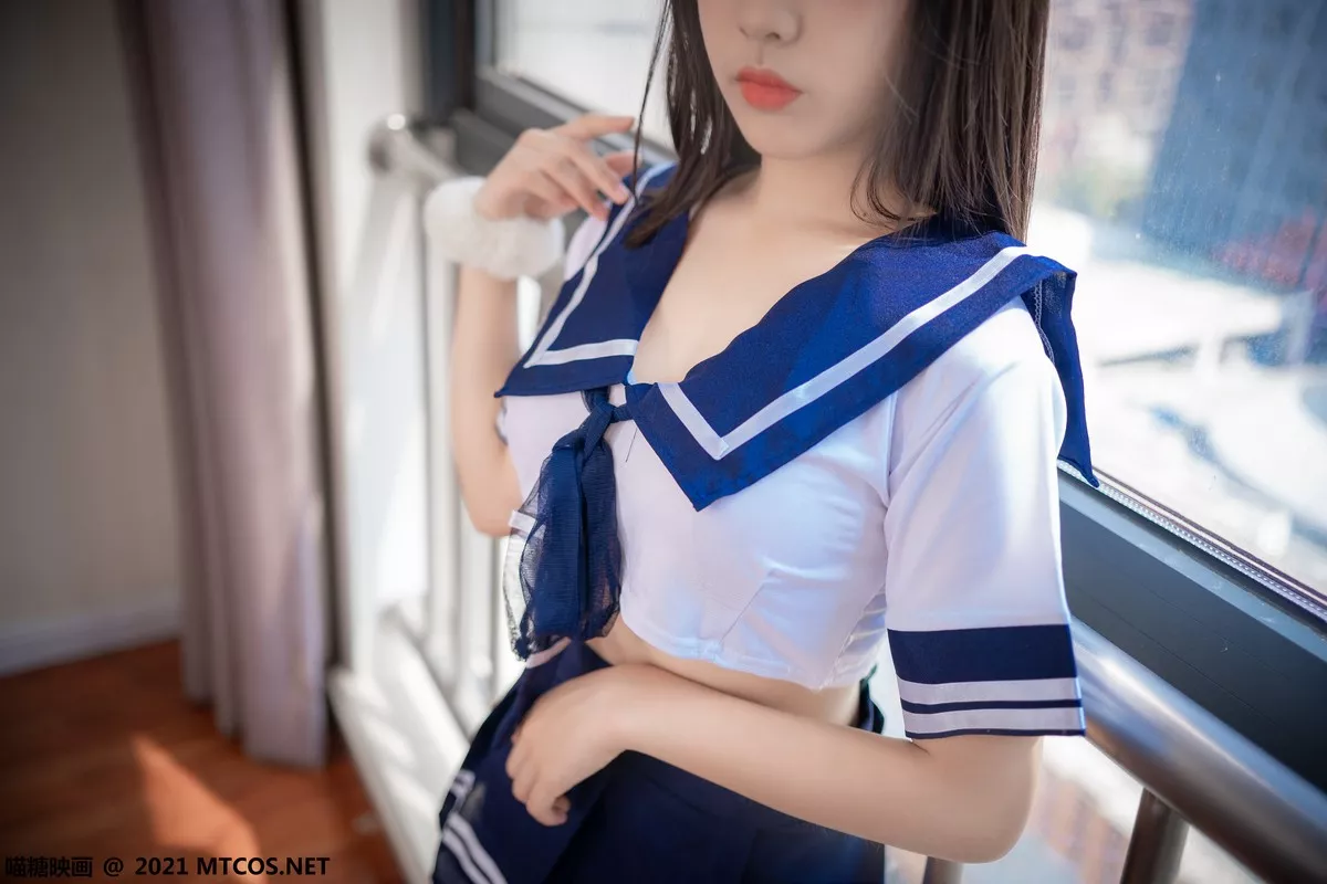Xgyw.Org_[喵糖映画]Vol.392_靓丽学妹私房水手制服短裙下黑色腿袜秀美腿迷人诱惑写真21P