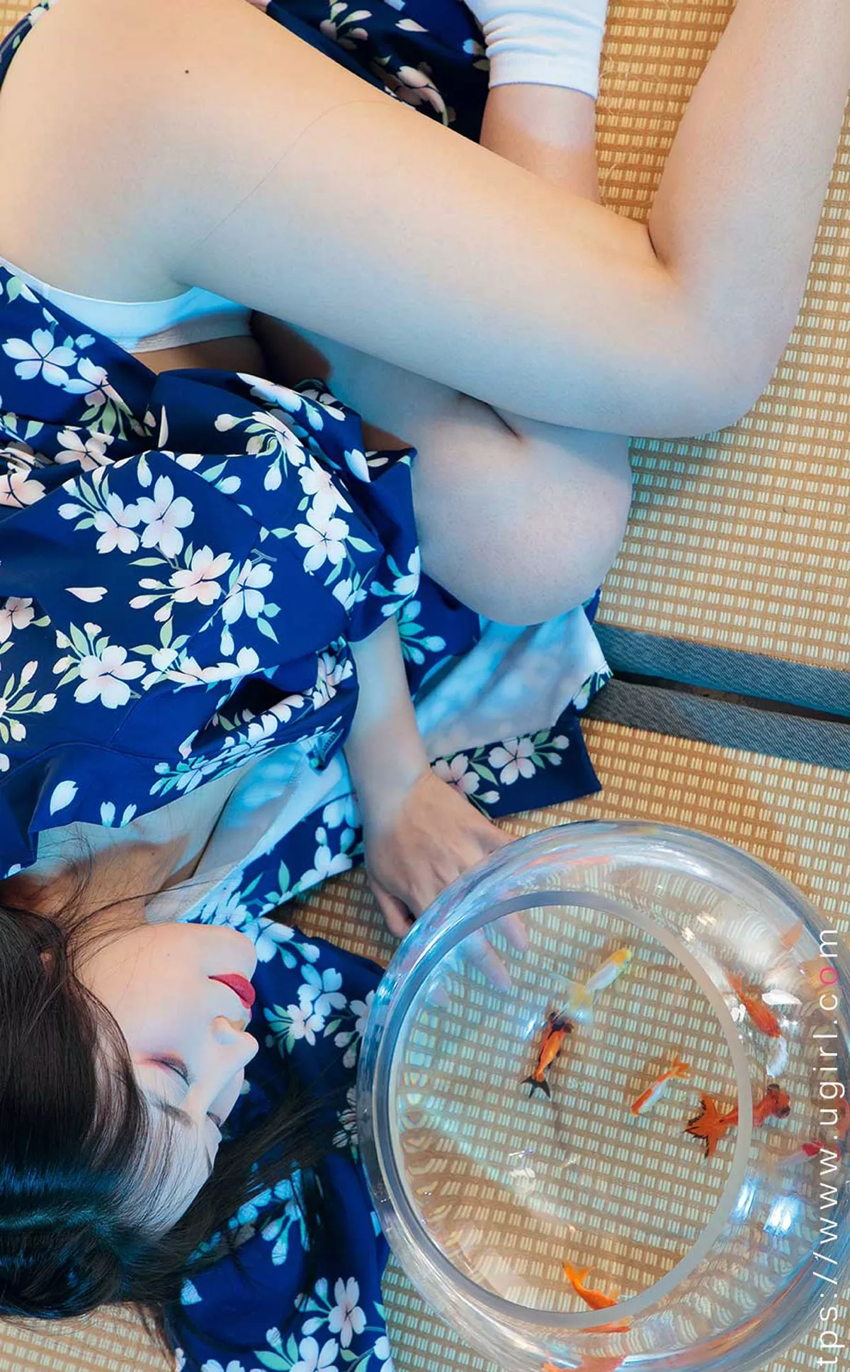 Xgyw.Org_[Ugirls爱尤物]No.2129_模特程瑜西等七大美女合集私房性感内衣系列迷人写真35P
