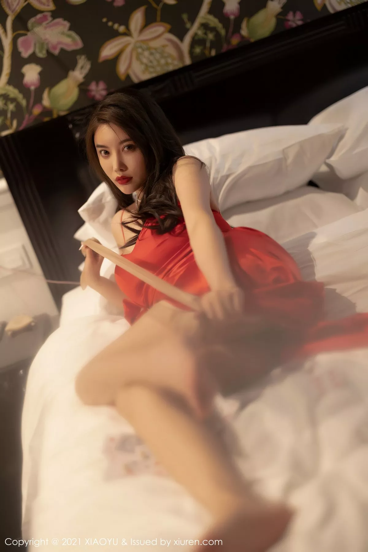 Xgyw.Org_[XiaoYu画语界]Vol.582_女神杨晨晨sugar荷官女郎主题低胸吊裙配超薄肉丝诱惑写真94P