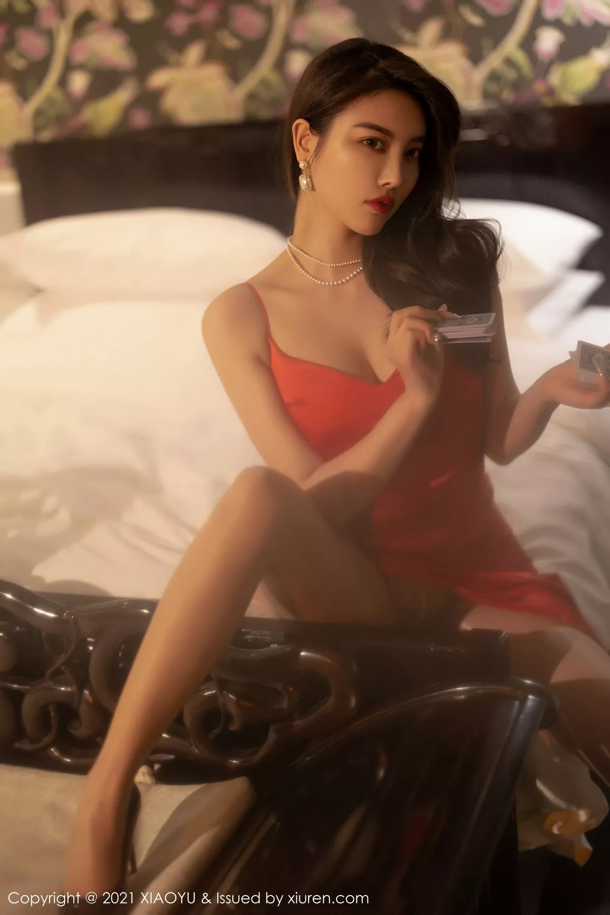 Xgyw.Org_[XiaoYu画语界]Vol.582_女神杨晨晨sugar荷官女郎主题低胸吊裙配超薄肉丝诱惑写真94P