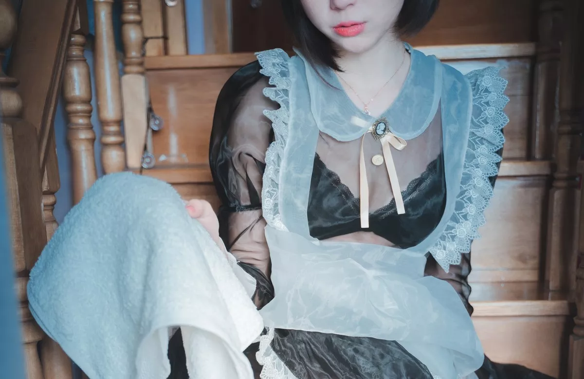Xgyw.Org_网络美女西园寺南歌透明女仆主题私房黑色薄纱女仆装透视秀黑色内衣诱惑写真50P