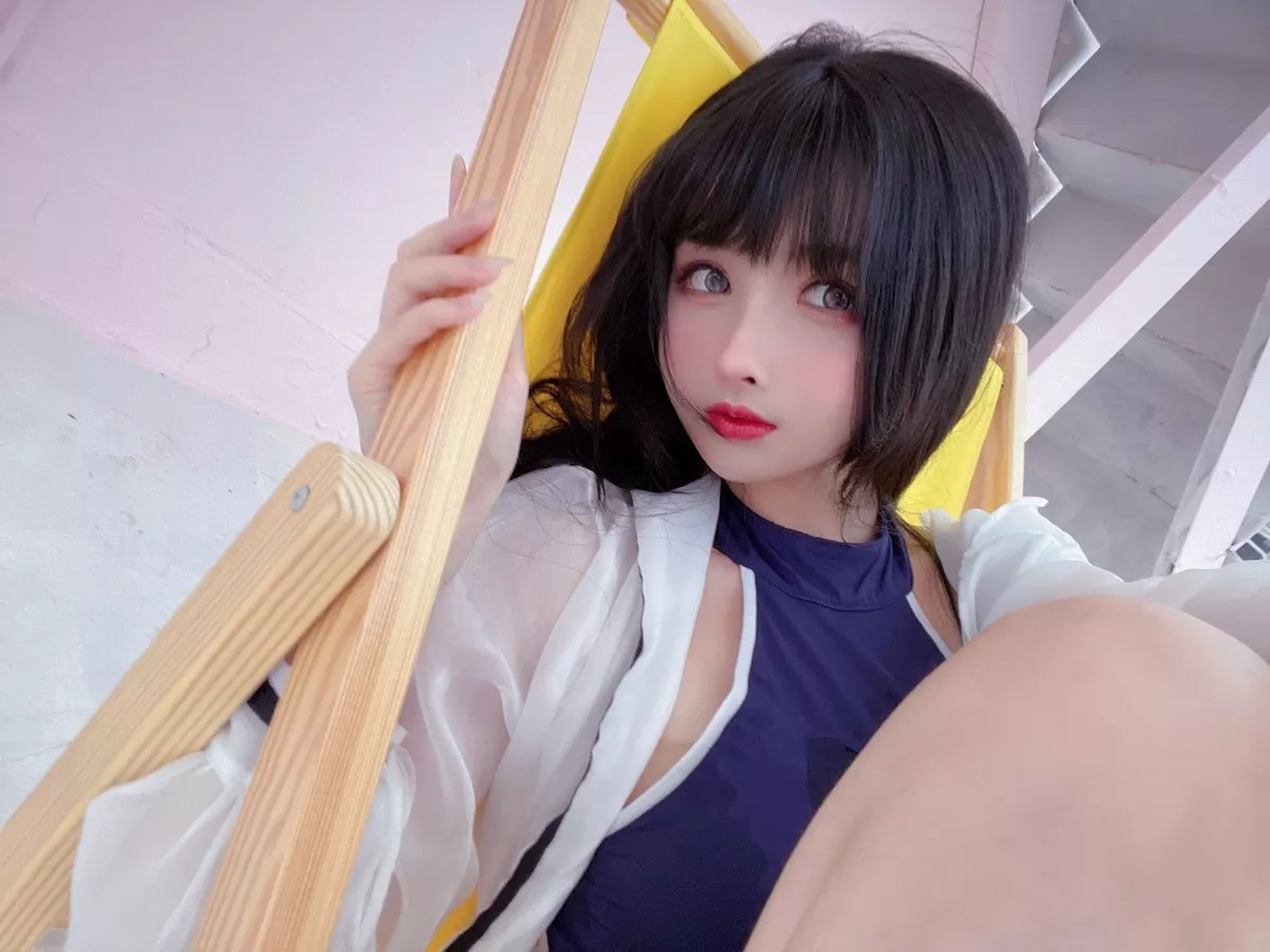 Xgyw.Org_网络美女rioko凉凉子天台竞泳主题户外泳池性感连体泳衣配黑丝裤袜湿身诱惑写真50P