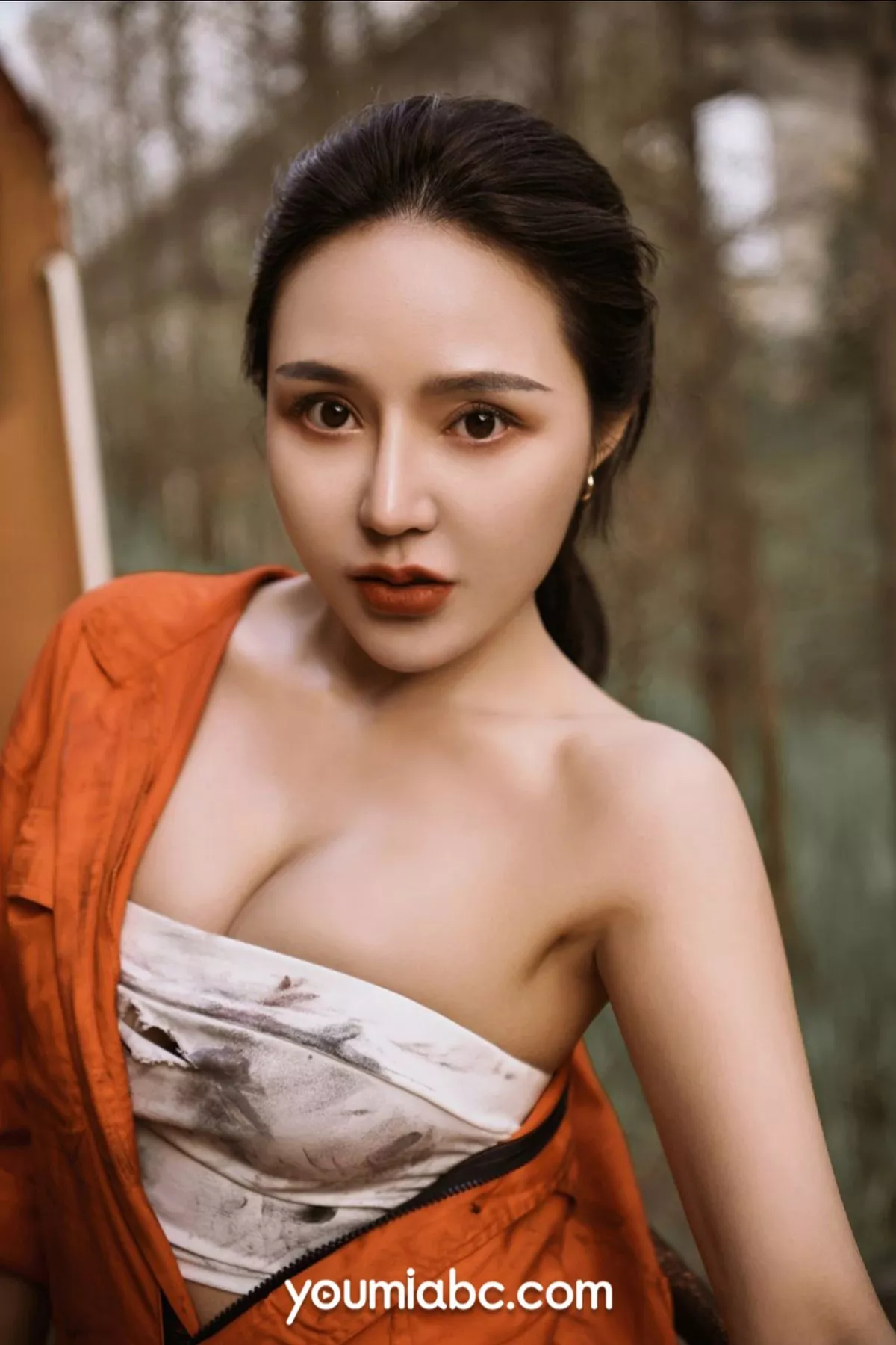 Xgyw.Org_[YouMi尤蜜]Vol.729_模特文静儿机车女郎主题户外低胸套装露豪乳撩人诱惑写真19P