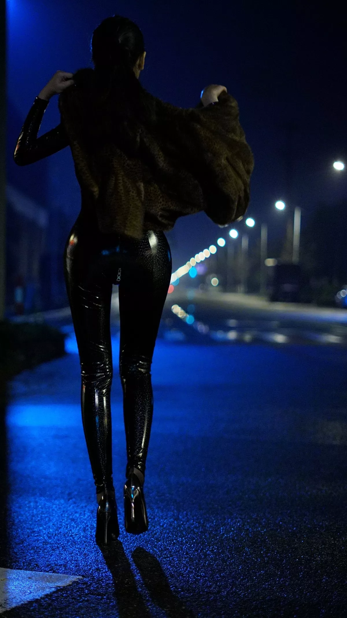 Xgyw.Org_网络美女辣妈女神VIP会员订阅系列清爽户外+私房性感服饰秀完美身材诱惑写真120P