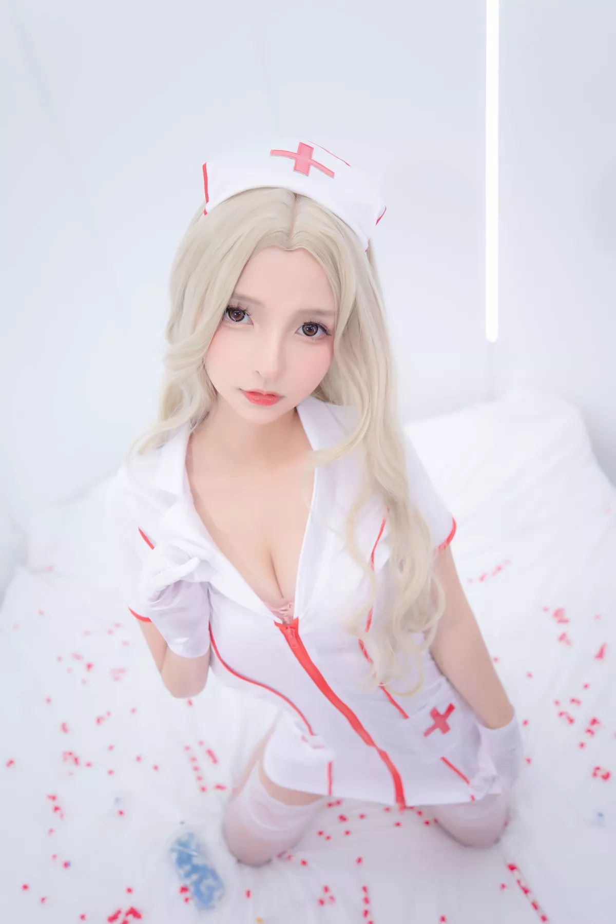 Xgyw.Org_萝莉美女神楽坂真冬白丝护士身心平衡主题性感粉色护士装配超薄白丝诱惑写真150P