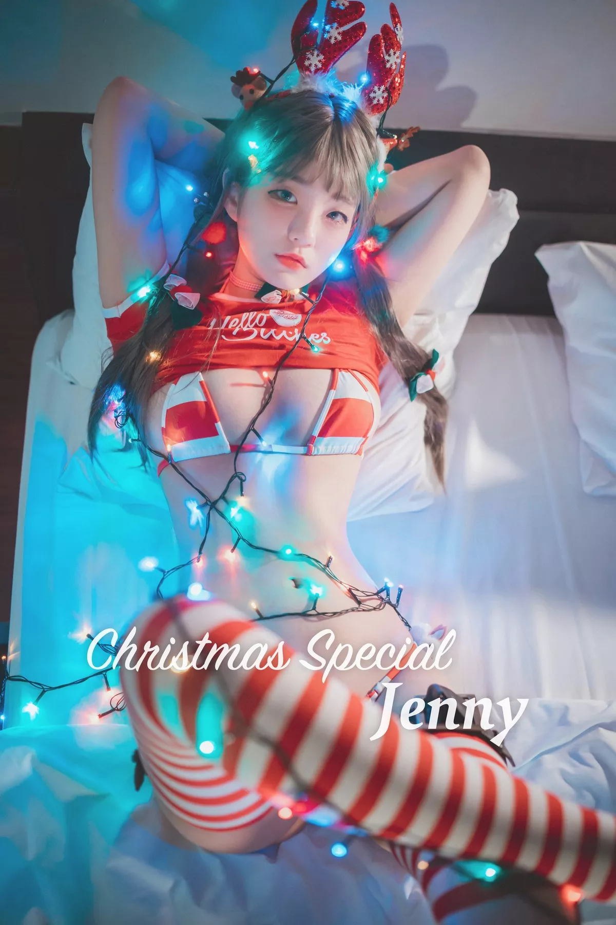 Xgyw.Org_[DJAWA]No.021_模特Jenny_Christmas Special主题红色服饰半撩露性感内衣诱惑写真24P