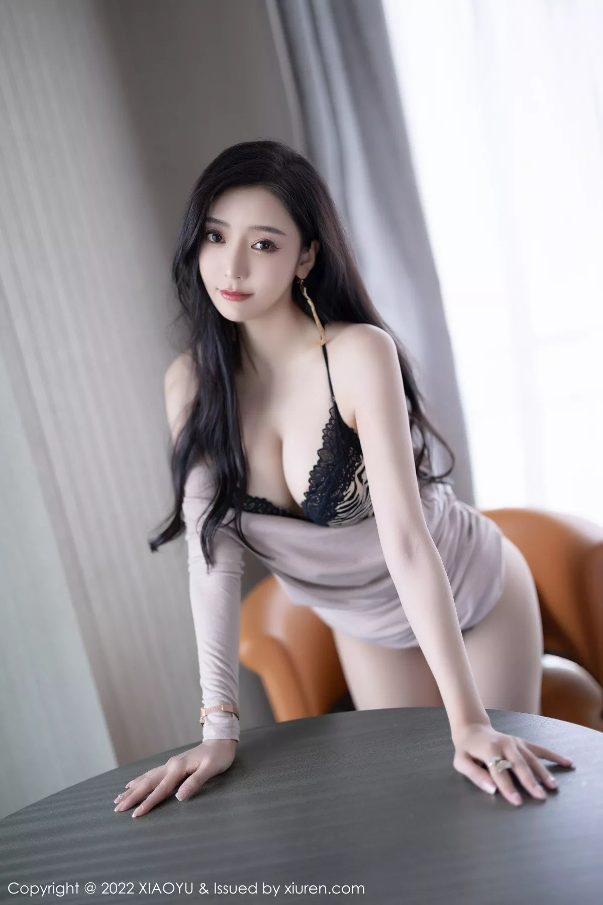 Xgyw.Org_[XiaoYu画语界]Vol.764_女神王馨瑶yanni都市丽人装脱连衣裙露黑色内衣撩人诱惑写真102P