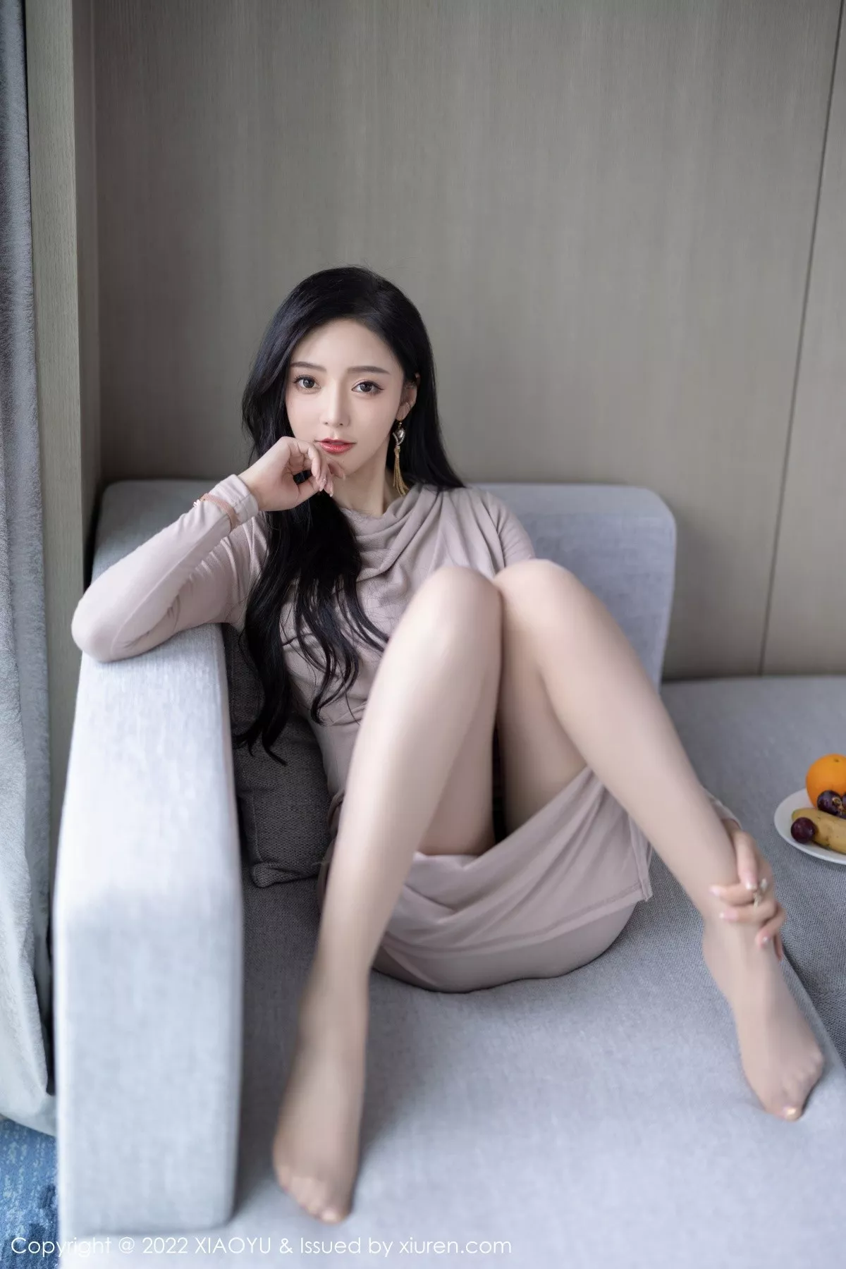 Xgyw.Org_[XiaoYu画语界]Vol.764_女神王馨瑶yanni都市丽人装脱连衣裙露黑色内衣撩人诱惑写真102P