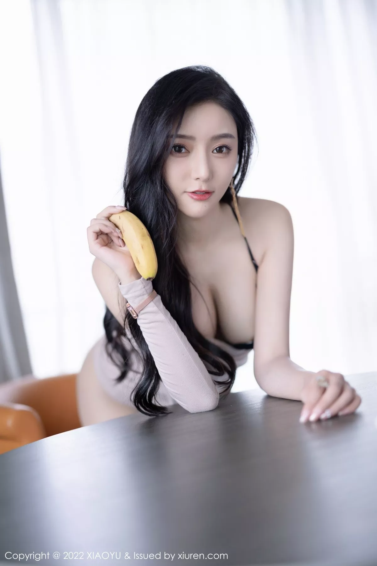 Xgyw.Org_[XiaoYu画语界]Vol.764_女神王馨瑶yanni都市丽人装脱连衣裙露黑色内衣撩人诱惑写真102P