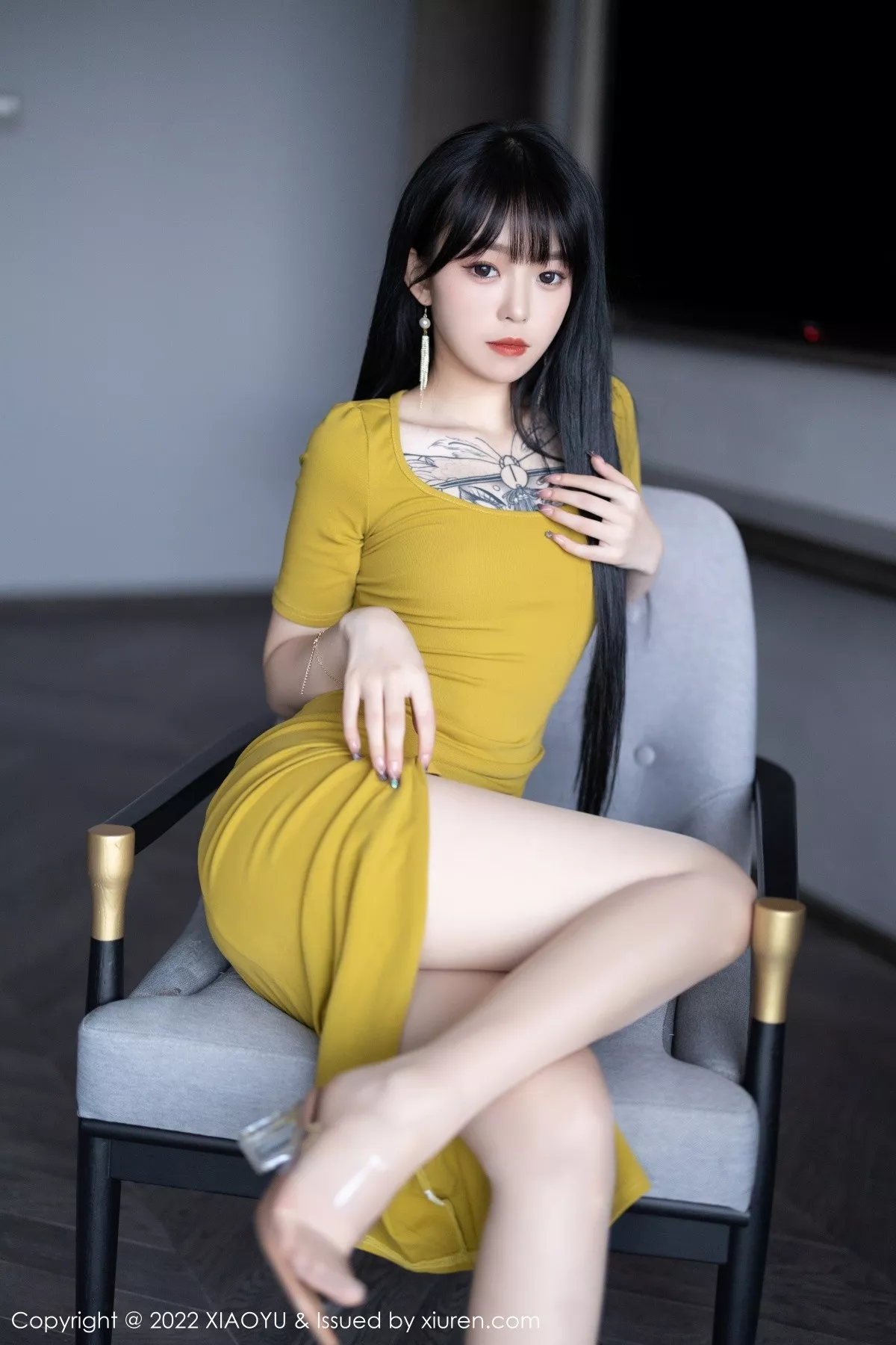 Xgyw.Org_[XiaoYu画语界]Vol.829_模特奶瓶私房淡蓝围裙配超薄白丝半脱露丁字裤秀翘臀诱惑写真0P