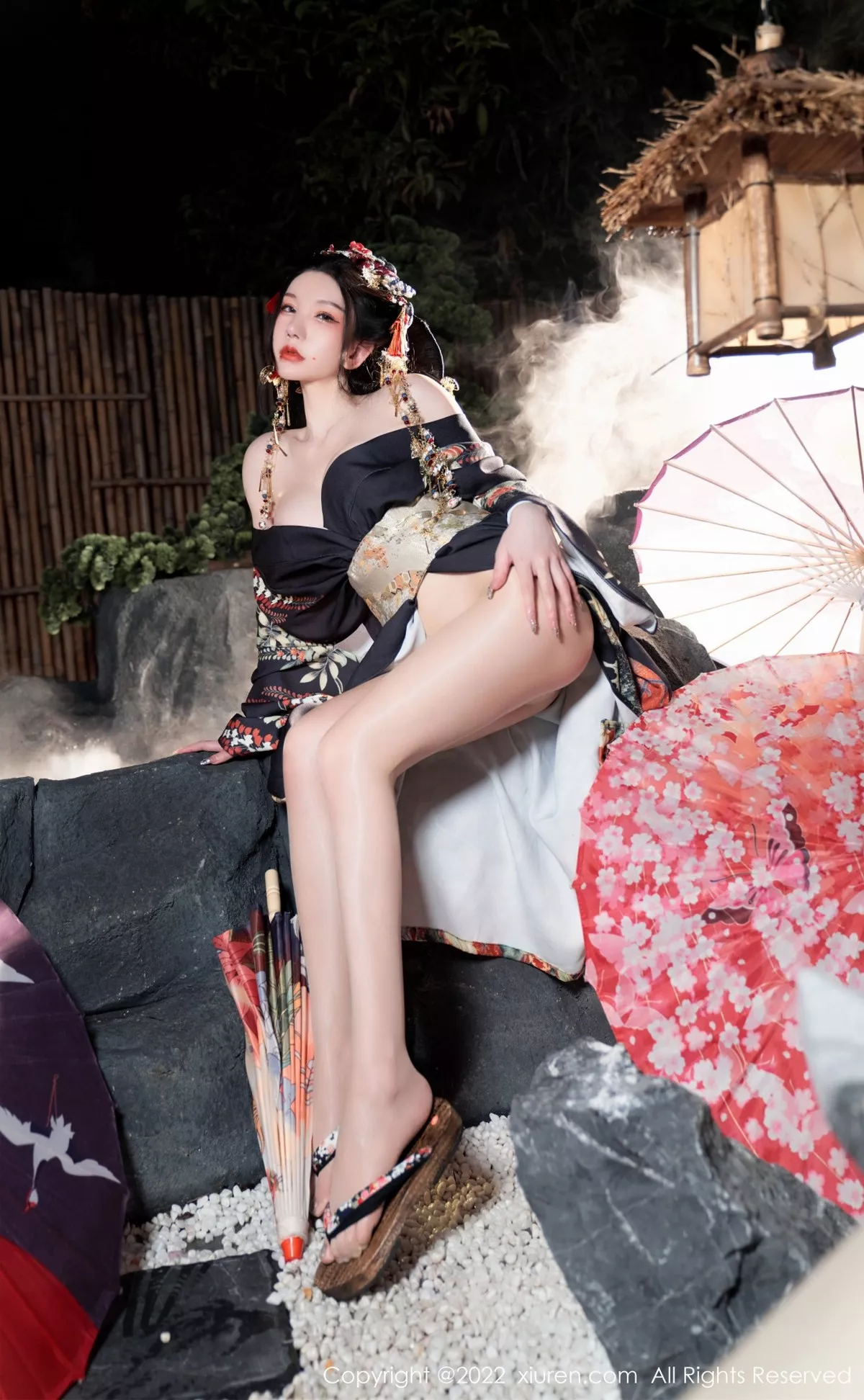 Xgyw.Org_XiuRen第5537期_女神周于希Sally宽衣解带主题日系风脱和服露翘臀美腿诱惑写真80P
